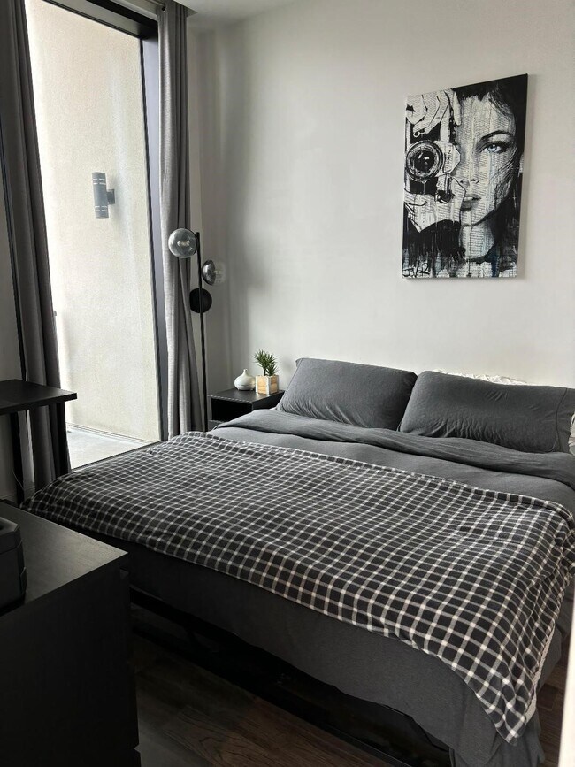 Photo - 1211 Caroline St Unit 1104