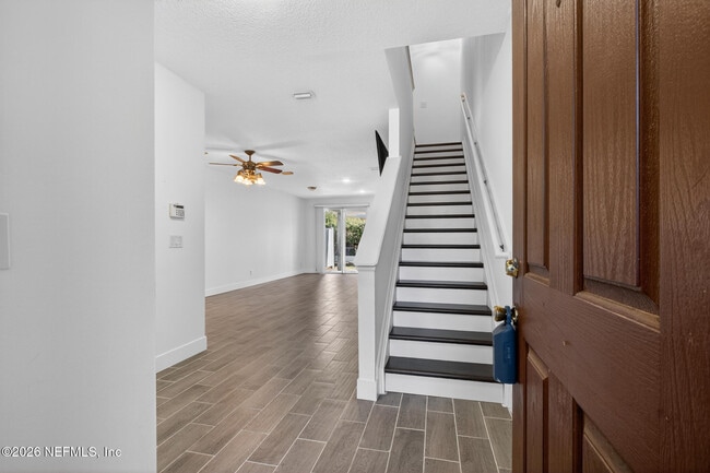 Photo - 2303 Sunset Bluff Dr