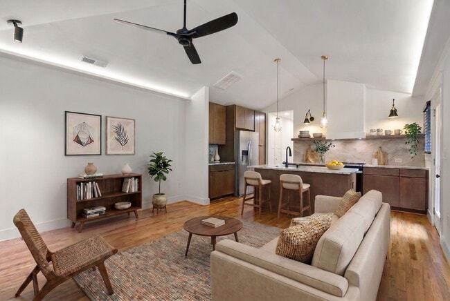 Photo - 206 Ashley Ave