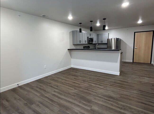 Photo - Tiller Place