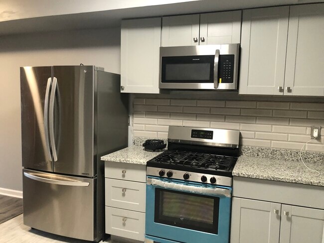 Photo - 405 S Vincent St