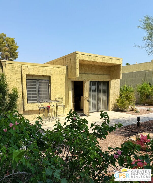 Building Photo - 5304 Los Coyotes Dr Rental