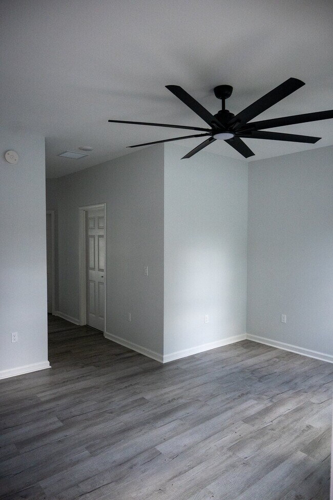 2022 Trimble Rd Unit 3