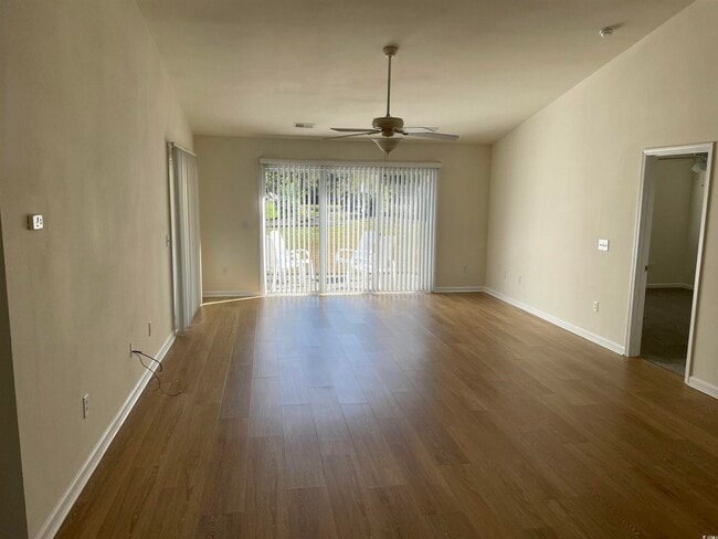 Photo - 204 Bittersweet Ln