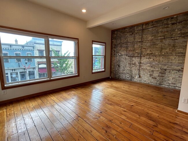 Building Photo - 219 N Franklin St Unit 219