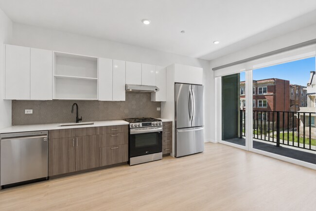 Photo - 948 W Sunnyside Ave Unit 310