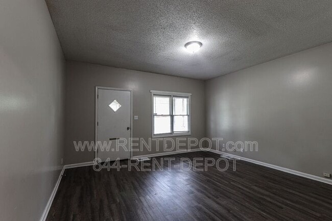 Photo - 1725 S Linwood Ave