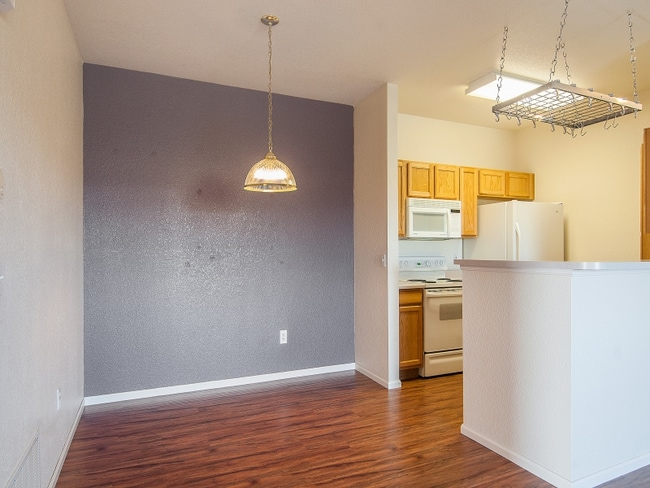 Photo - 905 S Zeno Way Unit 201