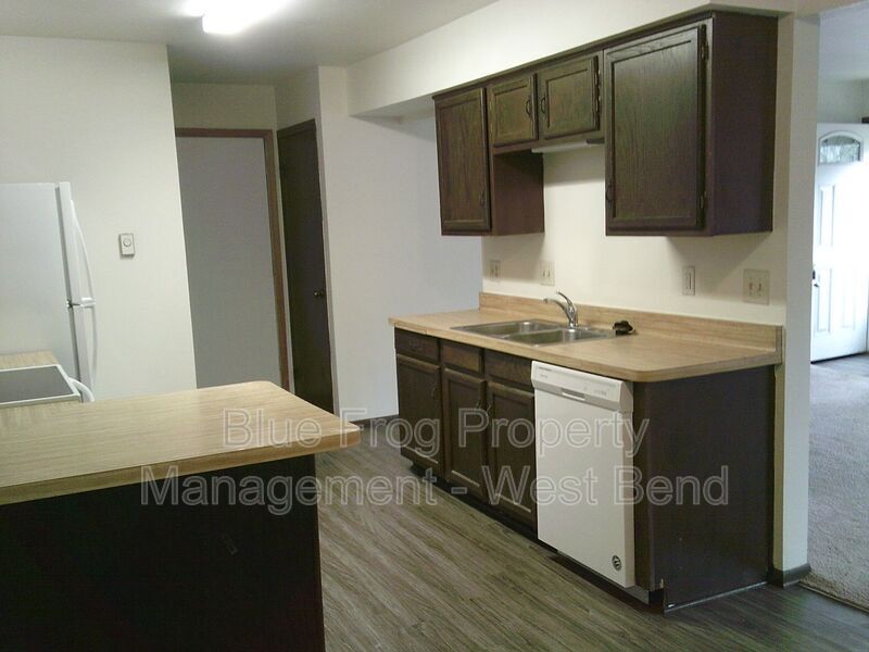 Photo - N18-W5317 Pierce Ct