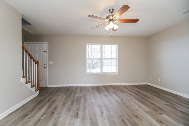 Photo - 1016 Anna Gannon Dr