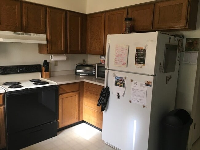 Photo - 2 Bed 1.5 Bath Townhouse End Unit in North Central Loveland