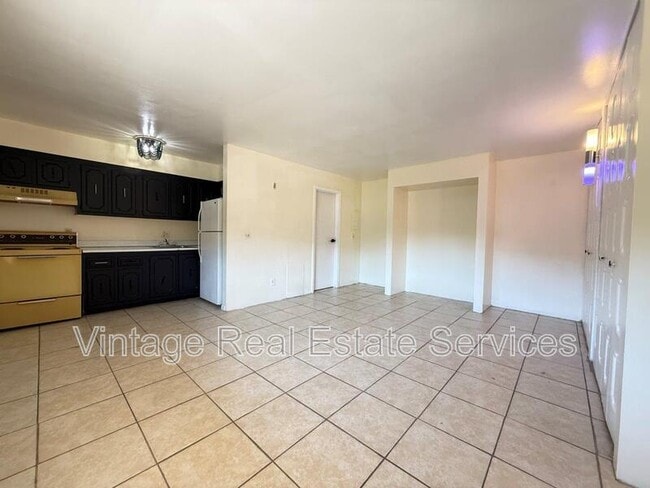 Photo - 3301 58th Ave S Unidad #215