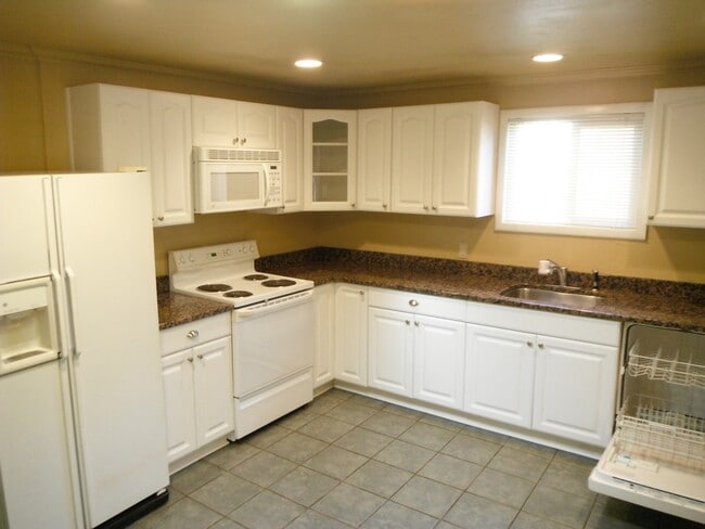 Photo - 1941 28th Pl