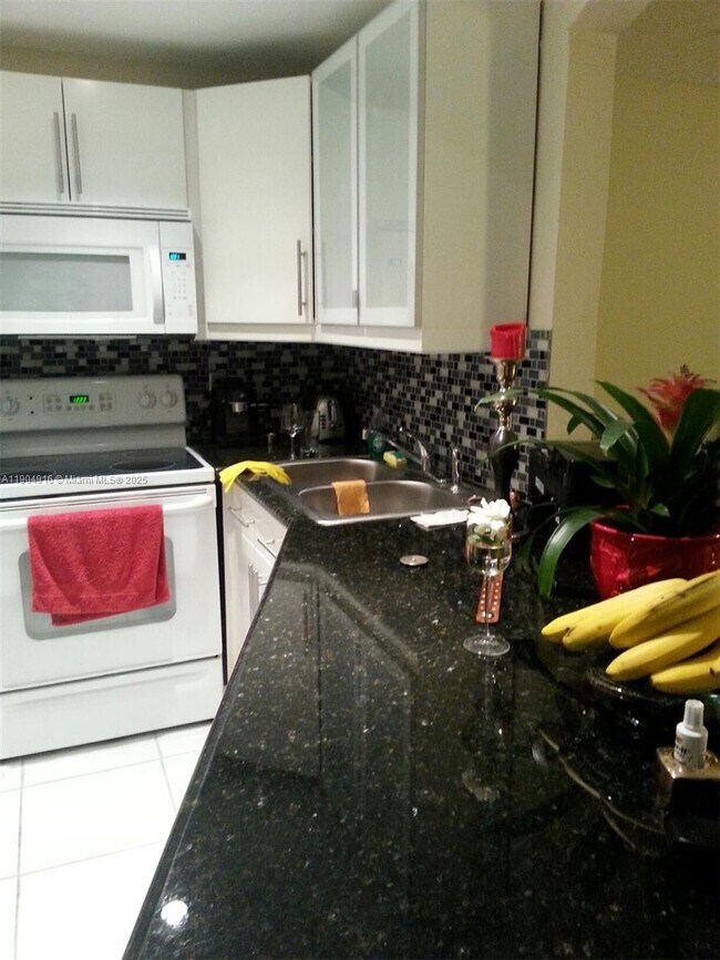 Photo - 1770 NE 191st St Unidad 206-1