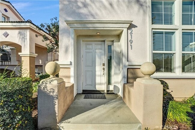 Photo - 2191 Associated Rd