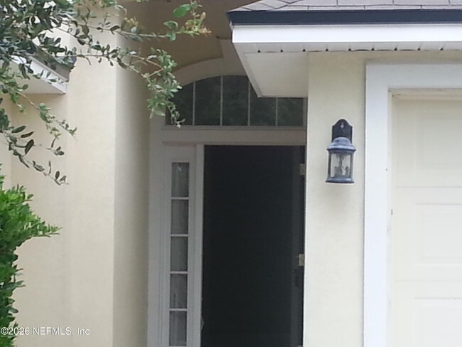 Building Photo - 2506 Creekfront Dr