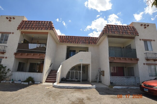 5267 Del Gado Dr Unit C