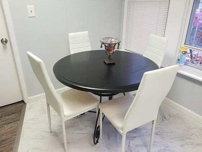 Photo - ONE11 COLLECTION - HAMTRAMCK