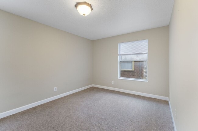 Photo - 3520 E Fall Creek Pkwy N Dr Unit E