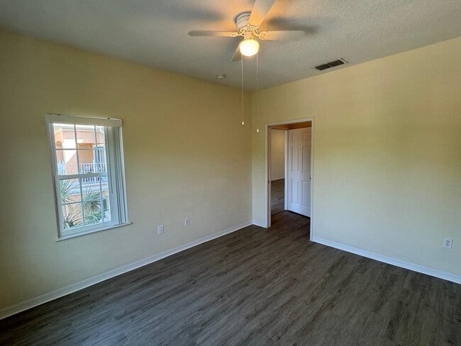 Photo - 605 Fairway Dr Unidad 305