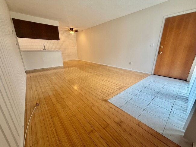 Photo - Resort-Style 1BD Condo with Pool, Spa, Gym & Gated Parking in El Segundo Unit 4