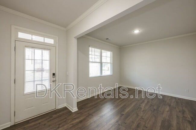 Photo - 261 Barnwood Ln