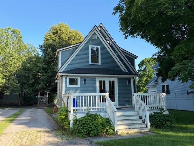 Photo - 15 Gill St