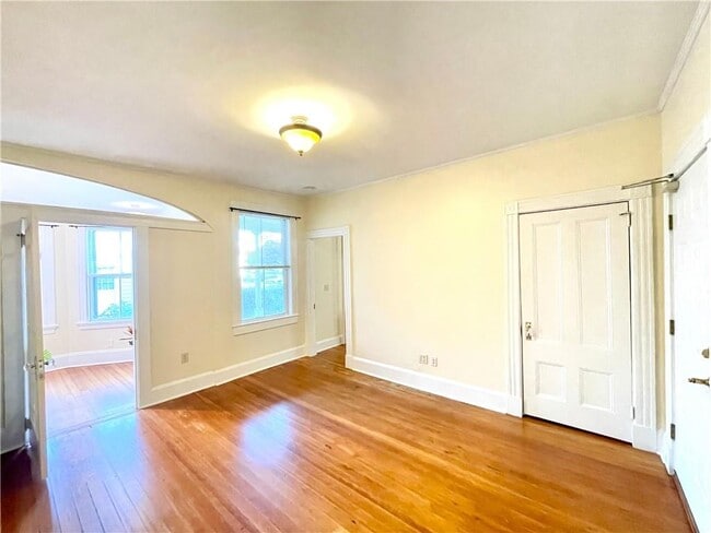 Photo - 14 Dresser St Unit 2
