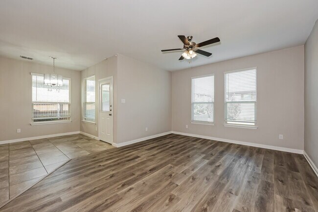 Photo - 9132 Golden Hollow Ln