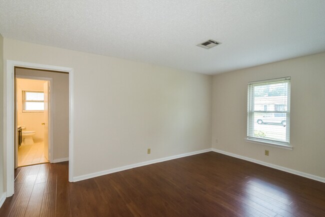 Photo - 4 Bedroom Home in Montgomery