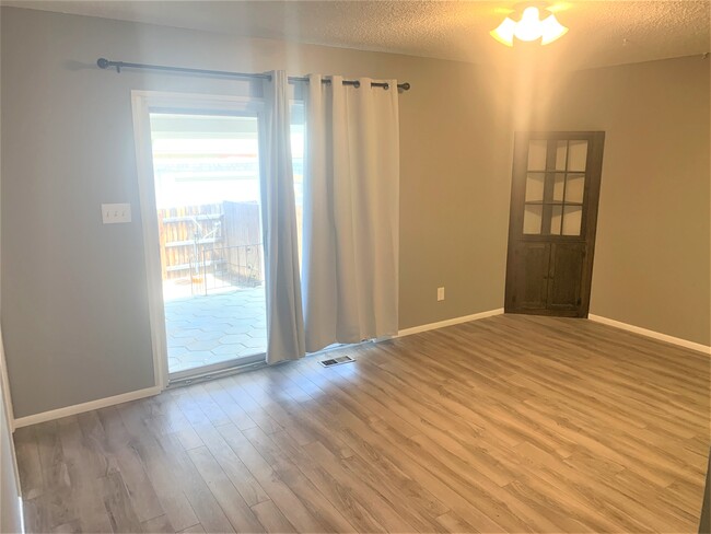 Photo - 13041 W Ohio Ave