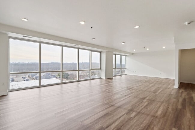 Photo - $1,950 | 1 Bedroom, 2 Bathroom Condo | Pet Friendly* | Available for Immediate move-in!