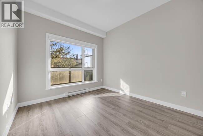 Photo - 610 Brantford St Unité 203