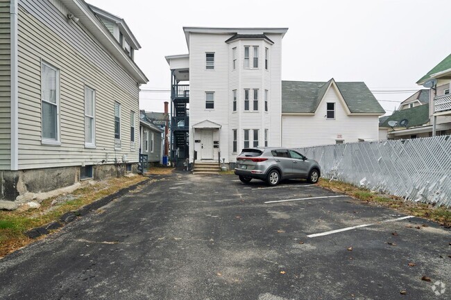 Building Photo - 306 Manchester St Unit #1 Rental