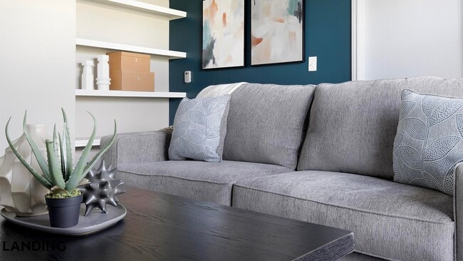 Photo - 6000 Randolph Blvd Unidad 38303