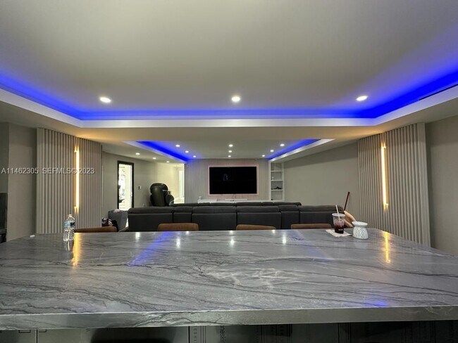 Photo - 15 SW 124th Ave