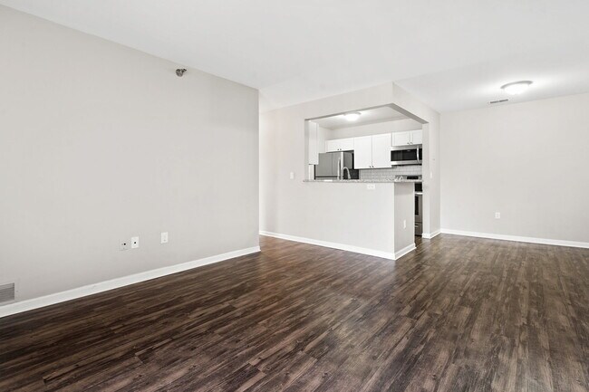 Photo - Huron River Wayne Apartments