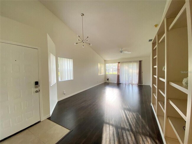 2822 Candela Ct