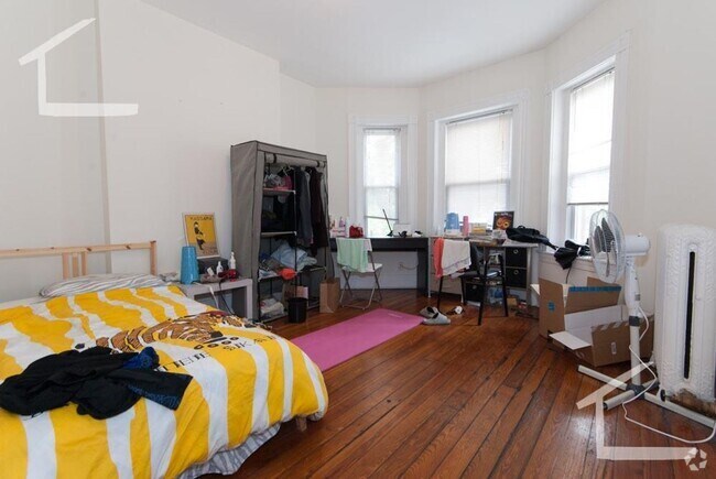 Building Photo - 69 Brighton Ave Rental