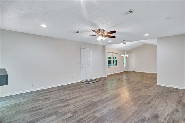 5772 Lilburn Stone Mountain Rd