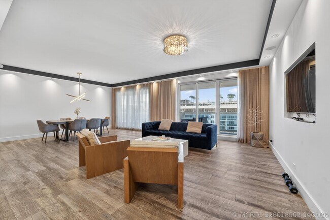 Photo - 2301 Collins Ave Unit Ph14
