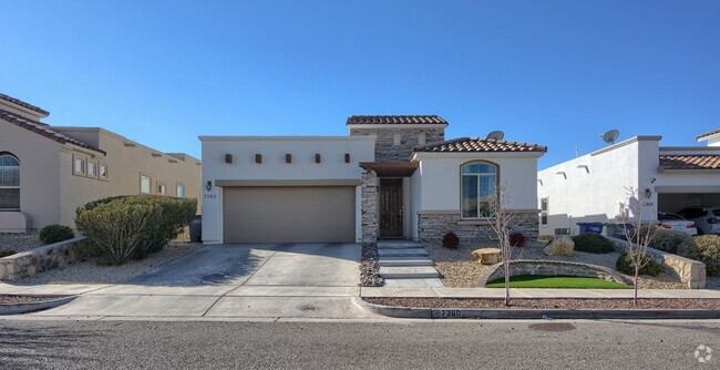 Building Photo - Gorgeous home in the westside