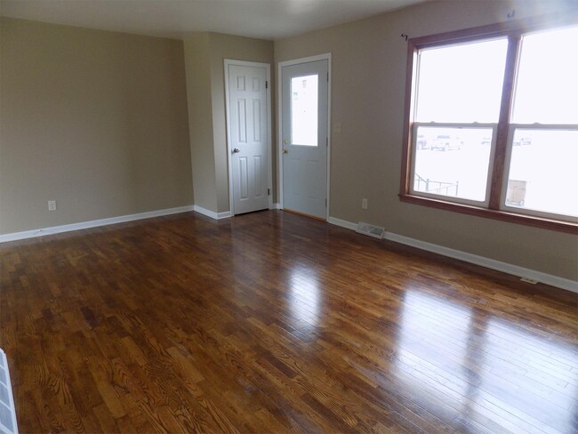 Photo - 1005 E North St