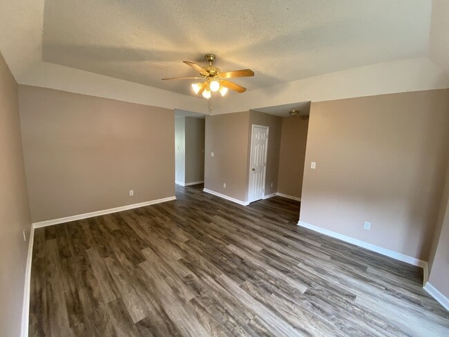 Photo - 3 bed/2 bath home in Cul-de-sac