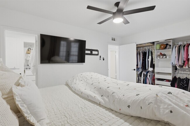 Photo - 4040 San Felipe St Unit 102