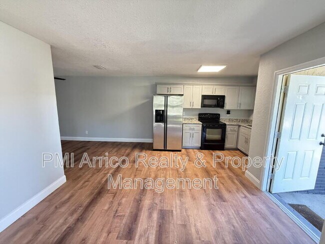 Photo - 2809 Marconi St Unit Apt. B