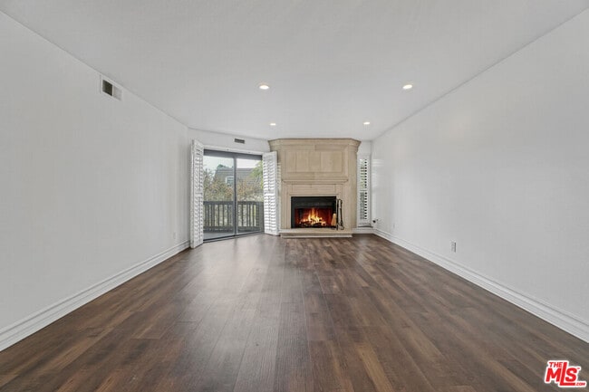 Photo - 8600 Tuscany Ave Unit 304