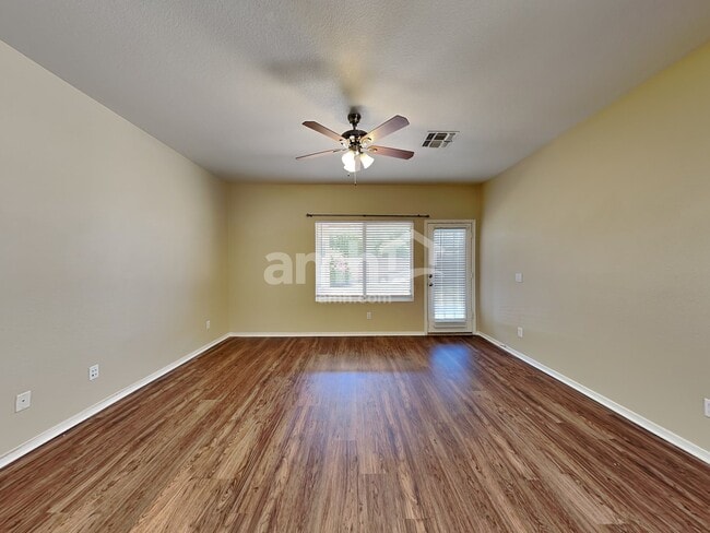 Photo - 14551 W Marcus Dr