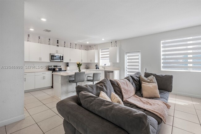 Photo - 21189 SW 127th Ave