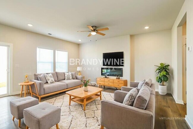 Photo - 2416 Appalachian Trl Dr